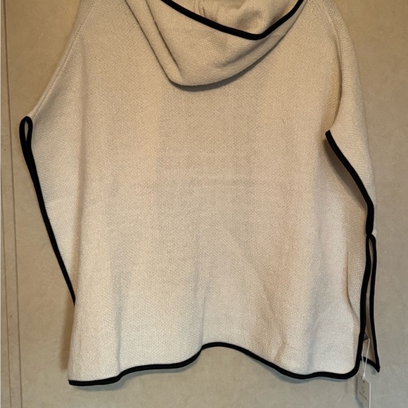 Stylish Cream Poncho with Black Trim - Picture 2 of 2